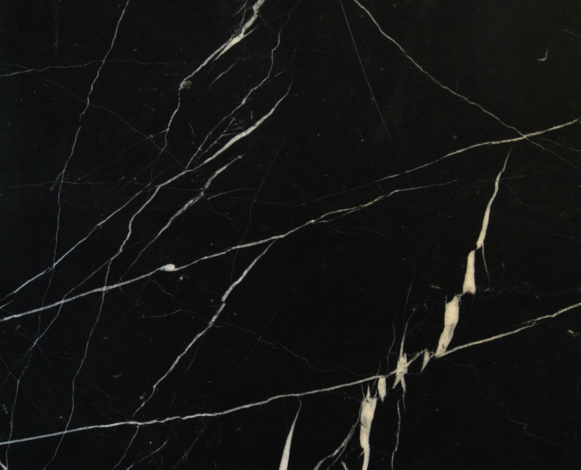 ĐÁ MARBLE ĐEN NGỰA VẰN (CORA BLACK)